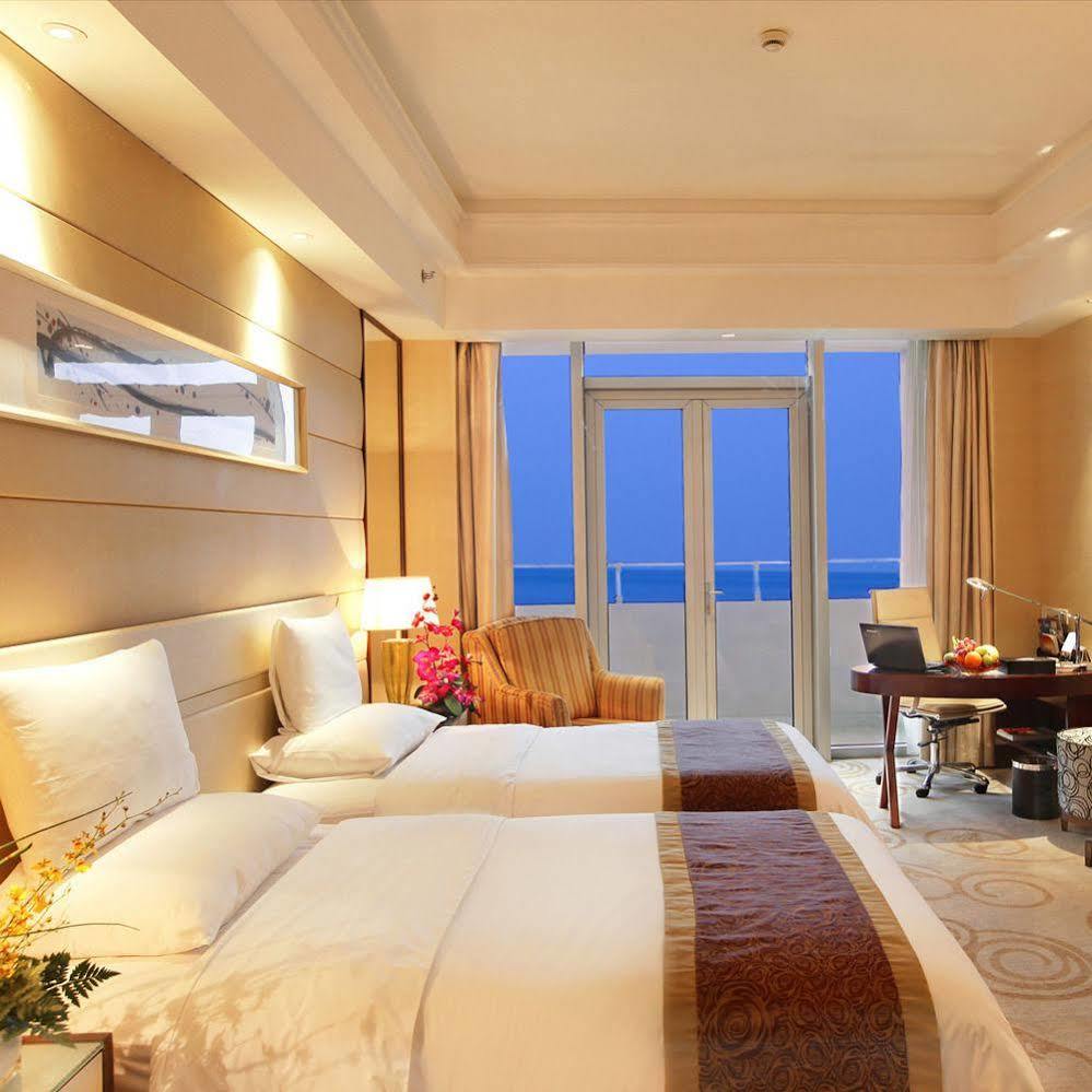 Golden Shining New Century Grand Hotel เป๋ยไห่ ภายนอก รูปภาพ